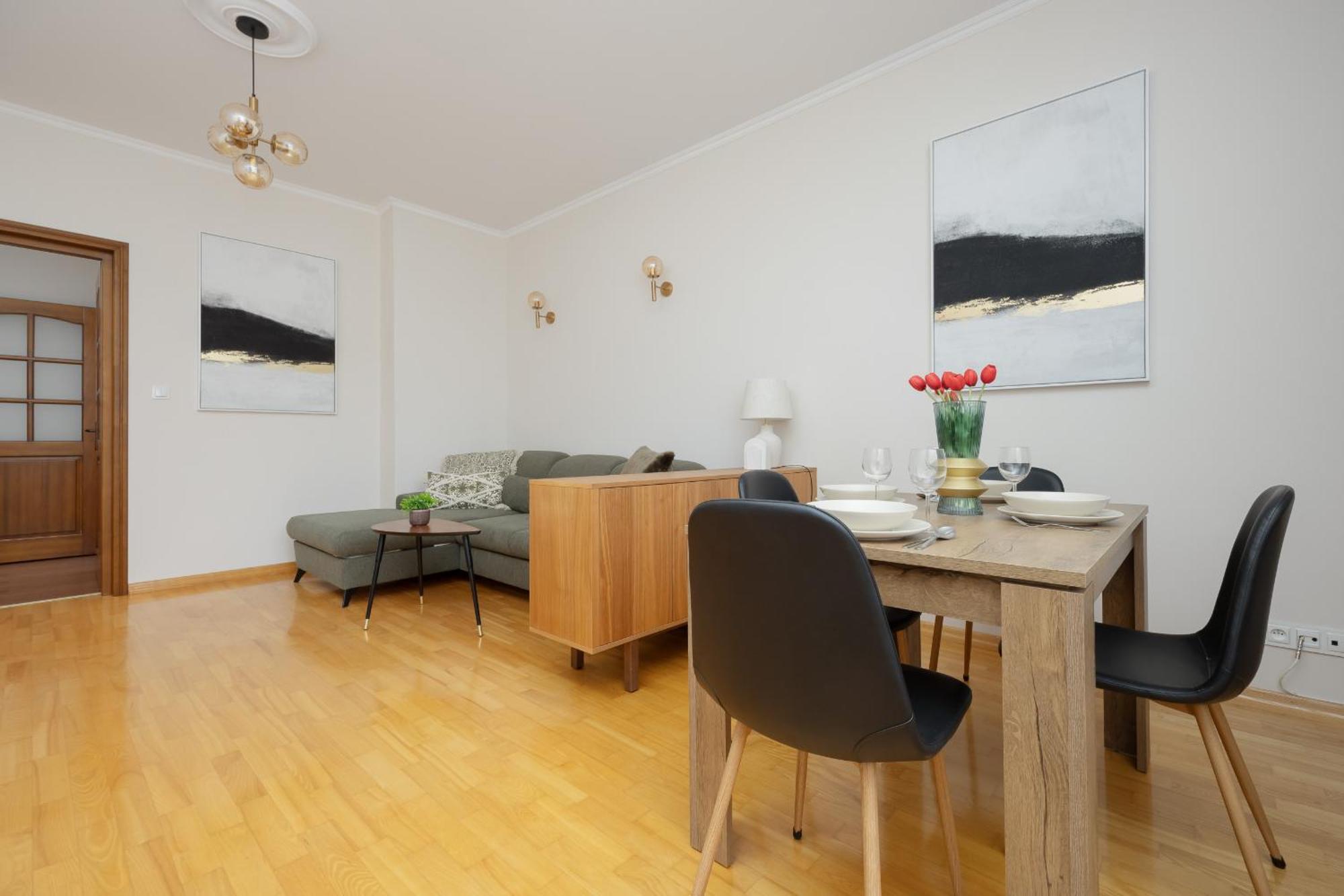 Leilighet Spacious Filtry Near Pola Mokotowskie By Renters