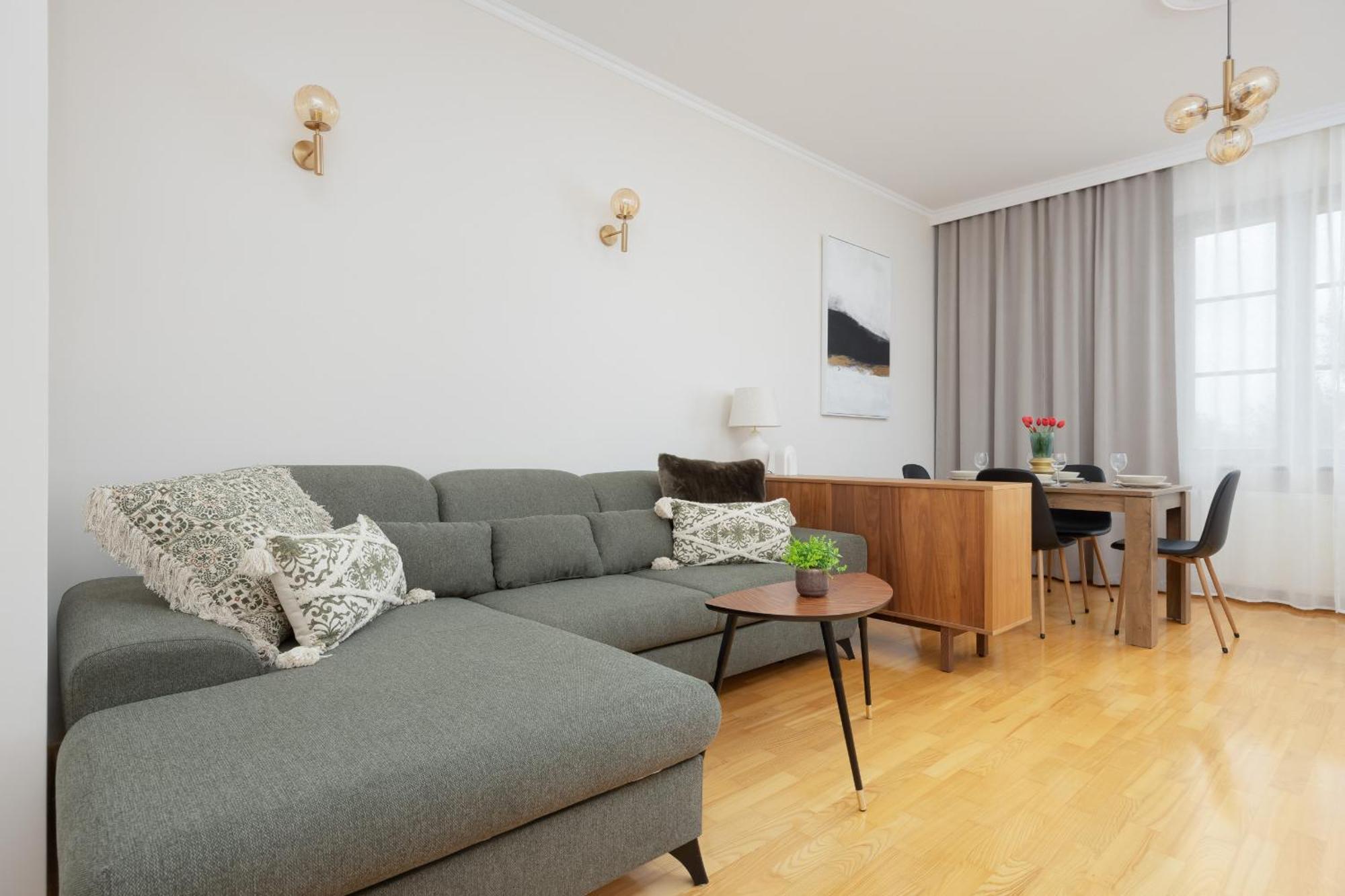 Leilighet Spacious Filtry Near Pola Mokotowskie By Renters Warszawa