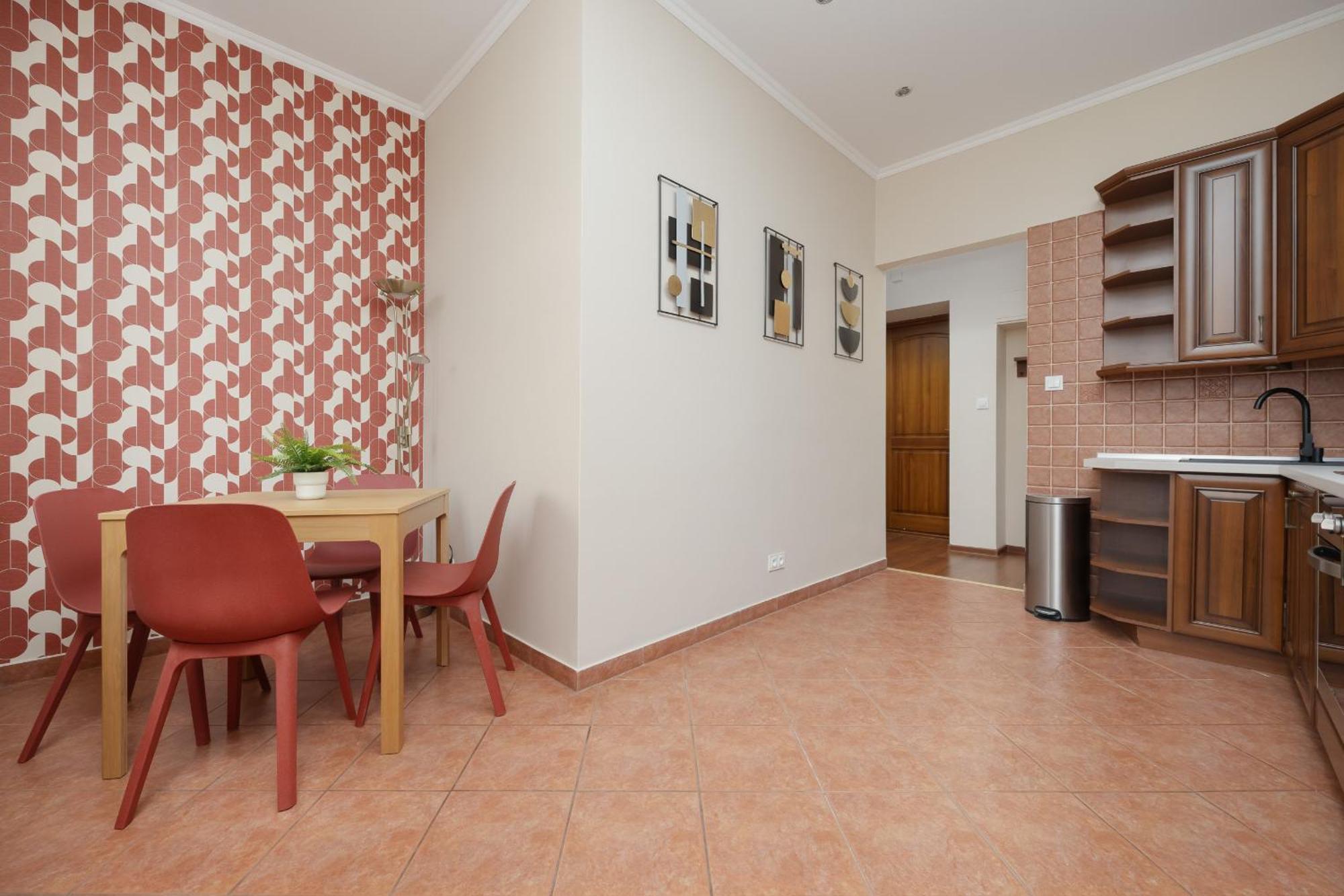 Spacious Filtry Near Pola Mokotowskie By Renters * Warschau